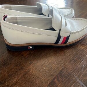 Tommy Hilfiger White Leather Slip-On Loafers